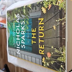 Choose 3 Novels for $19 The Return By Nicholas Sparks Hardcover Book